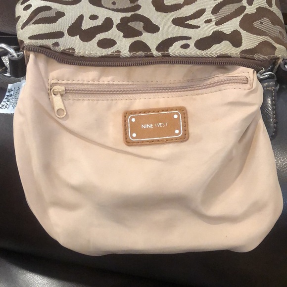 NINE WEST Leopard Camo Crossbody Shoulder Bag Exterior Pockets Top Zipper Close - Picture 10 of 14